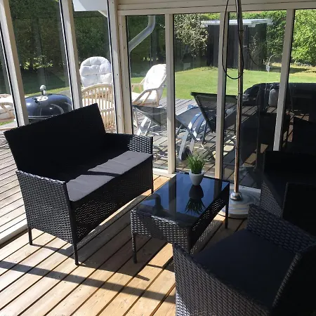 Two-bedroom For 6 In Vemmingbund * Broager